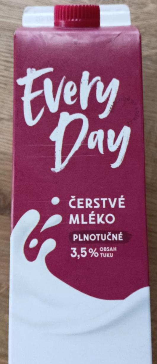 Fotografie - Čerstvé mléko plnotučné 3,5% EveryDay