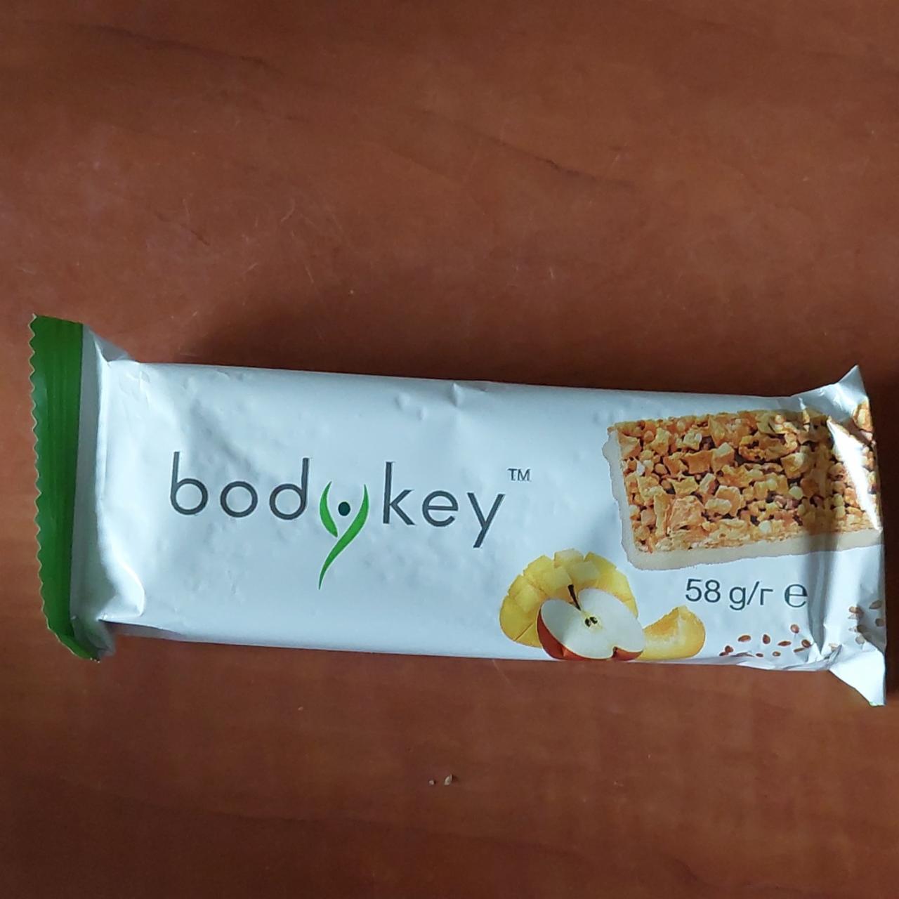 Fotografie - Tyčinka tropické ovoce BodyKey