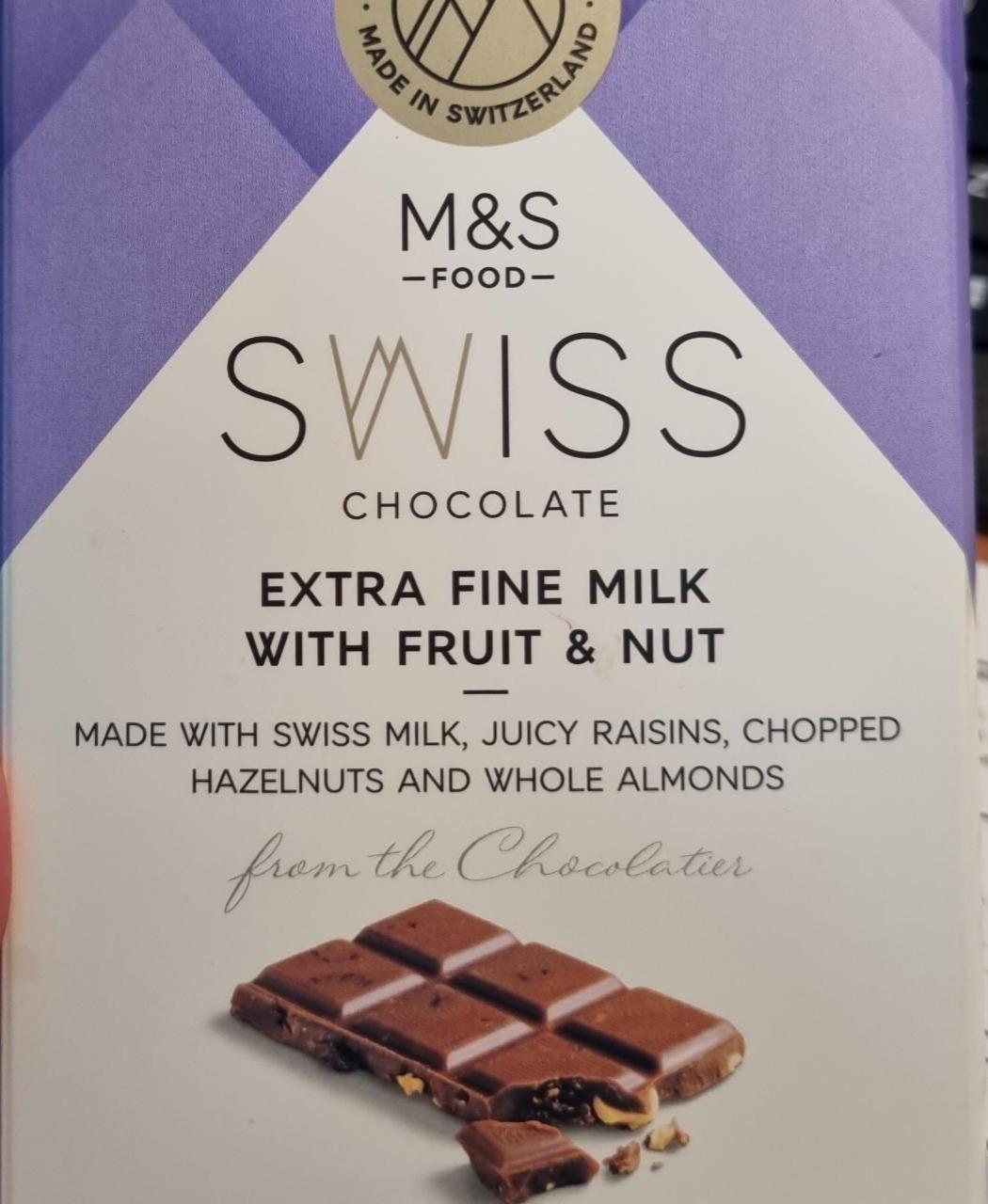 Fotografie - Swiss Chocolate Extra Fine Milk with Fruit & Nuts M&S Food