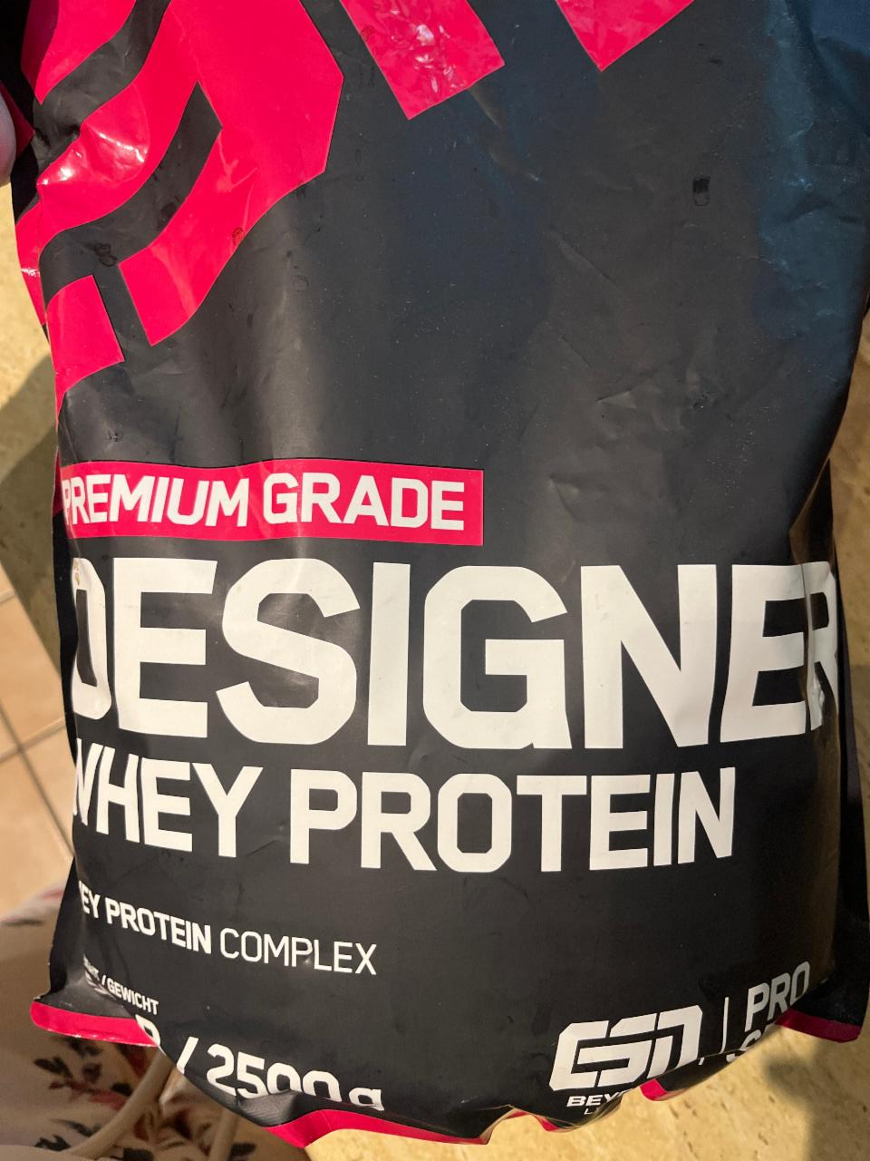 Fotografie - Beyond Designer Whey Protein Chocolate Nut Dream Cream ESN