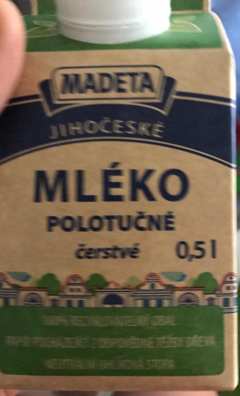 Fotografie - Mléko polotučné čerstvé Madeta