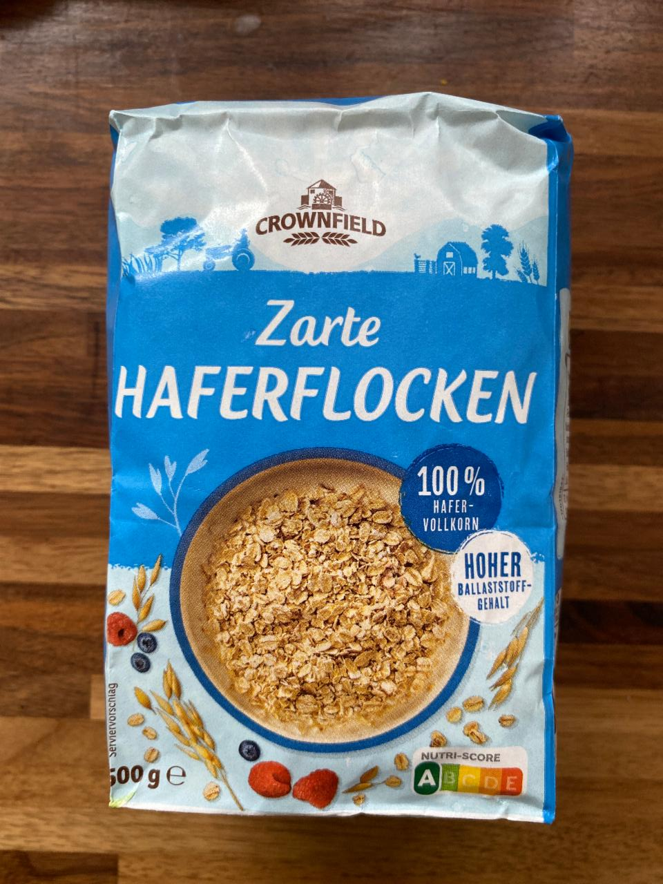 Fotografie - Oat Flakes Fine whole grain Crownfield