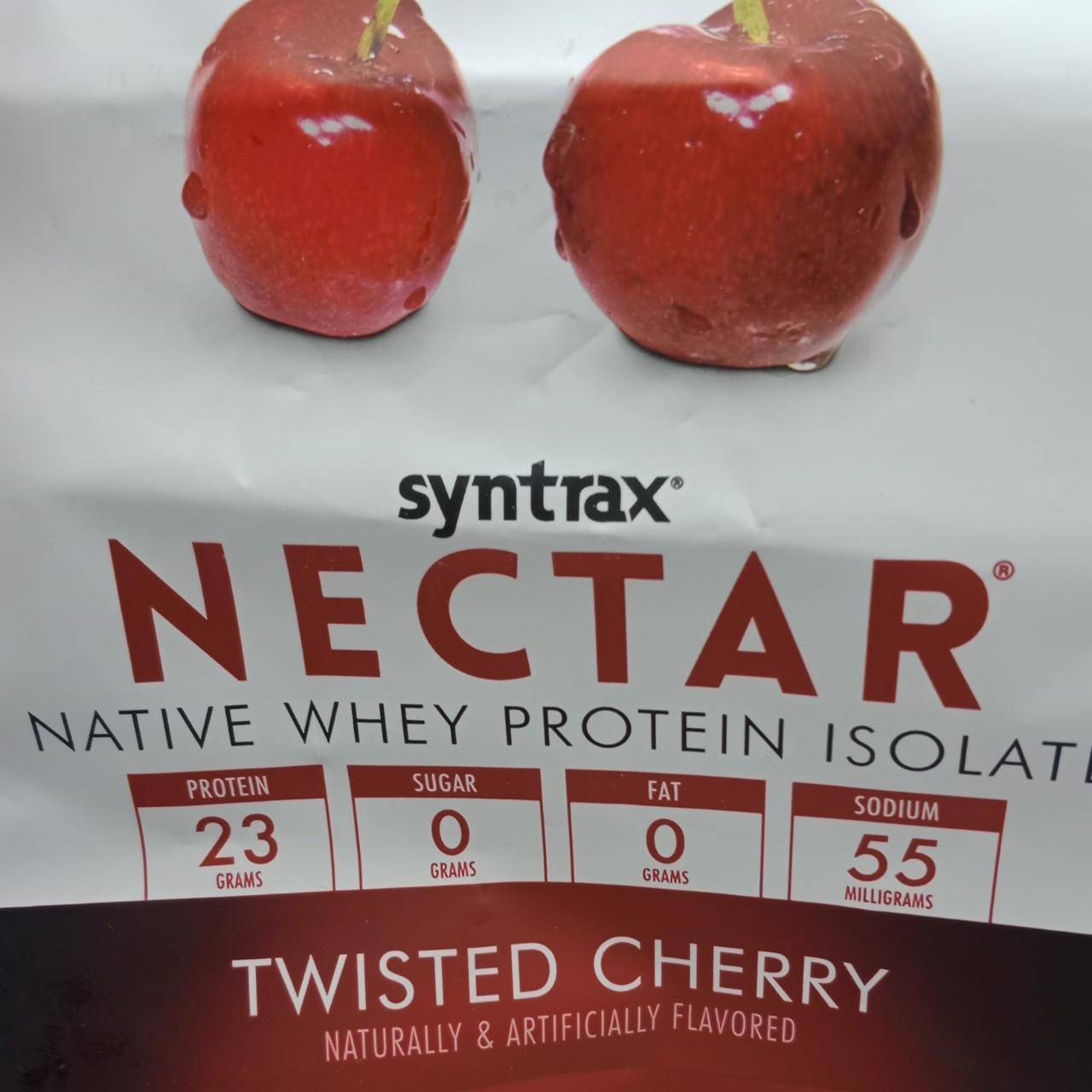 Fotografie - Native whey protein isolate twisted cherry Syntrax Nectar