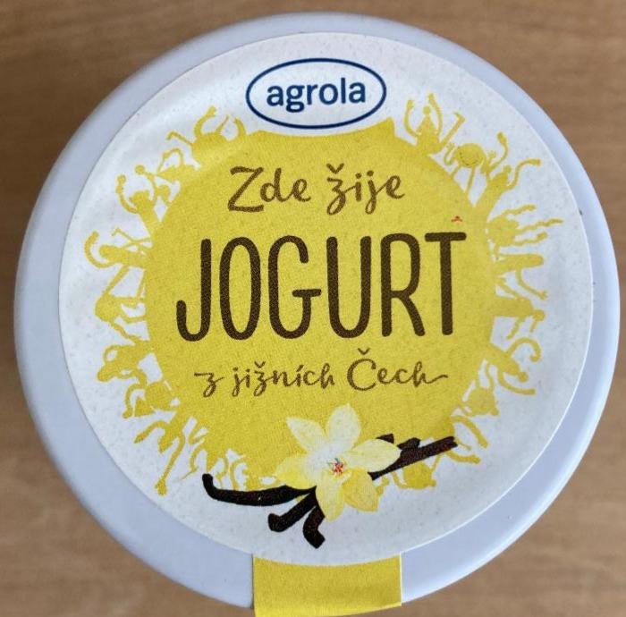 Fotografie - jihočeský jogurt vanilka Agrola