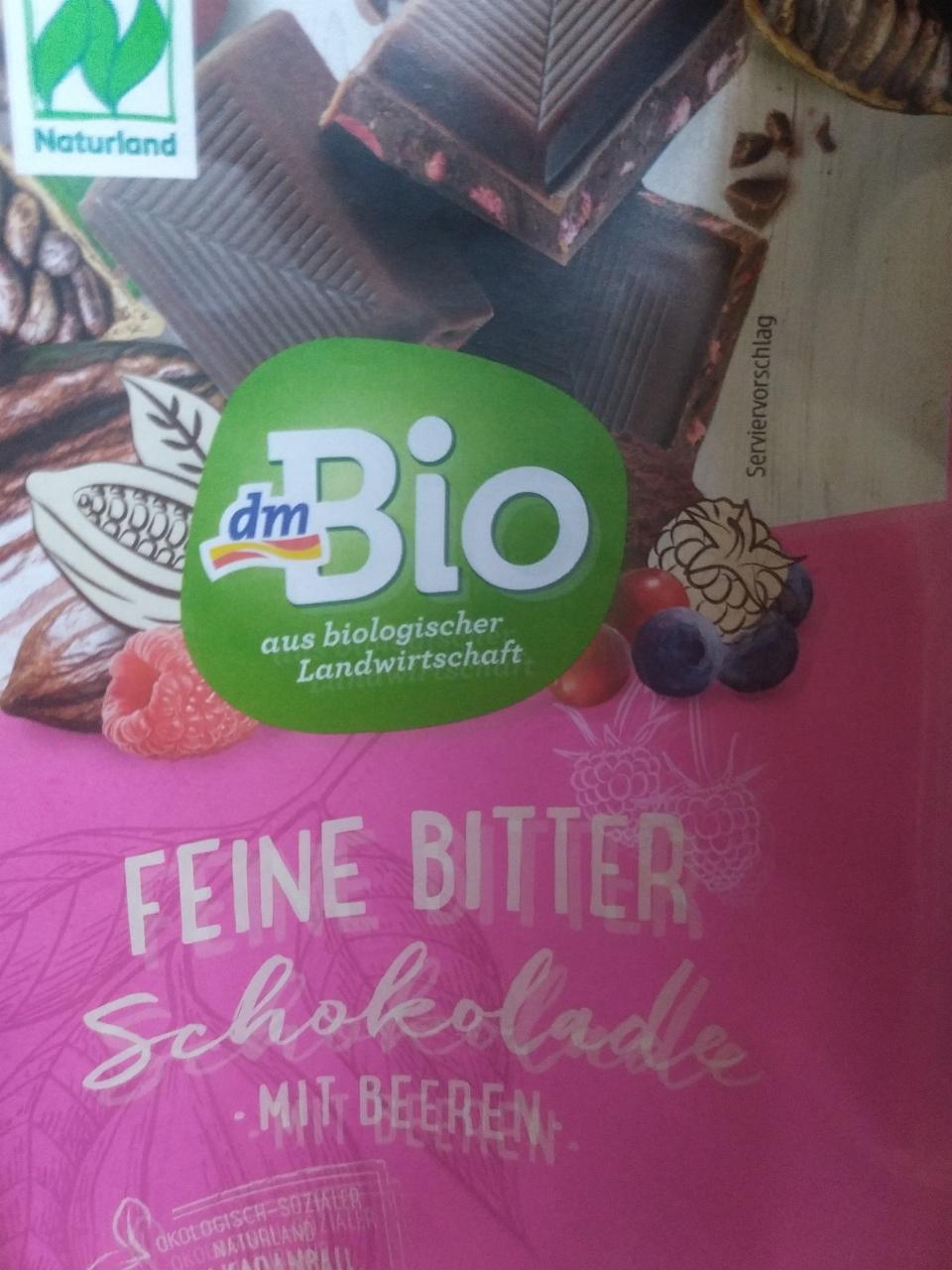 Fotografie - Feine Bitter Schokolade mit Beeren dmBio