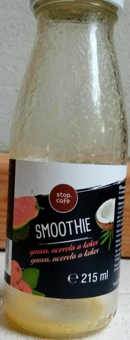 Fotografie - Smoothie guava, acerola a kokos Stop Cafe