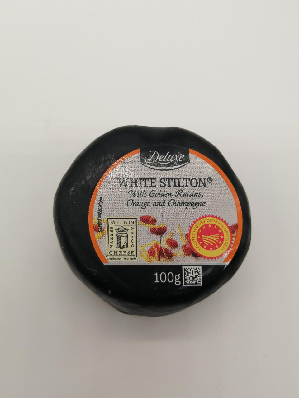 Fotografie - White stilton with raisins, orange and champagne