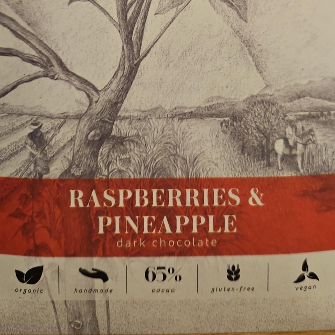 Fotografie - Raspberries & Pineapple dark chocolate 65% La Naya