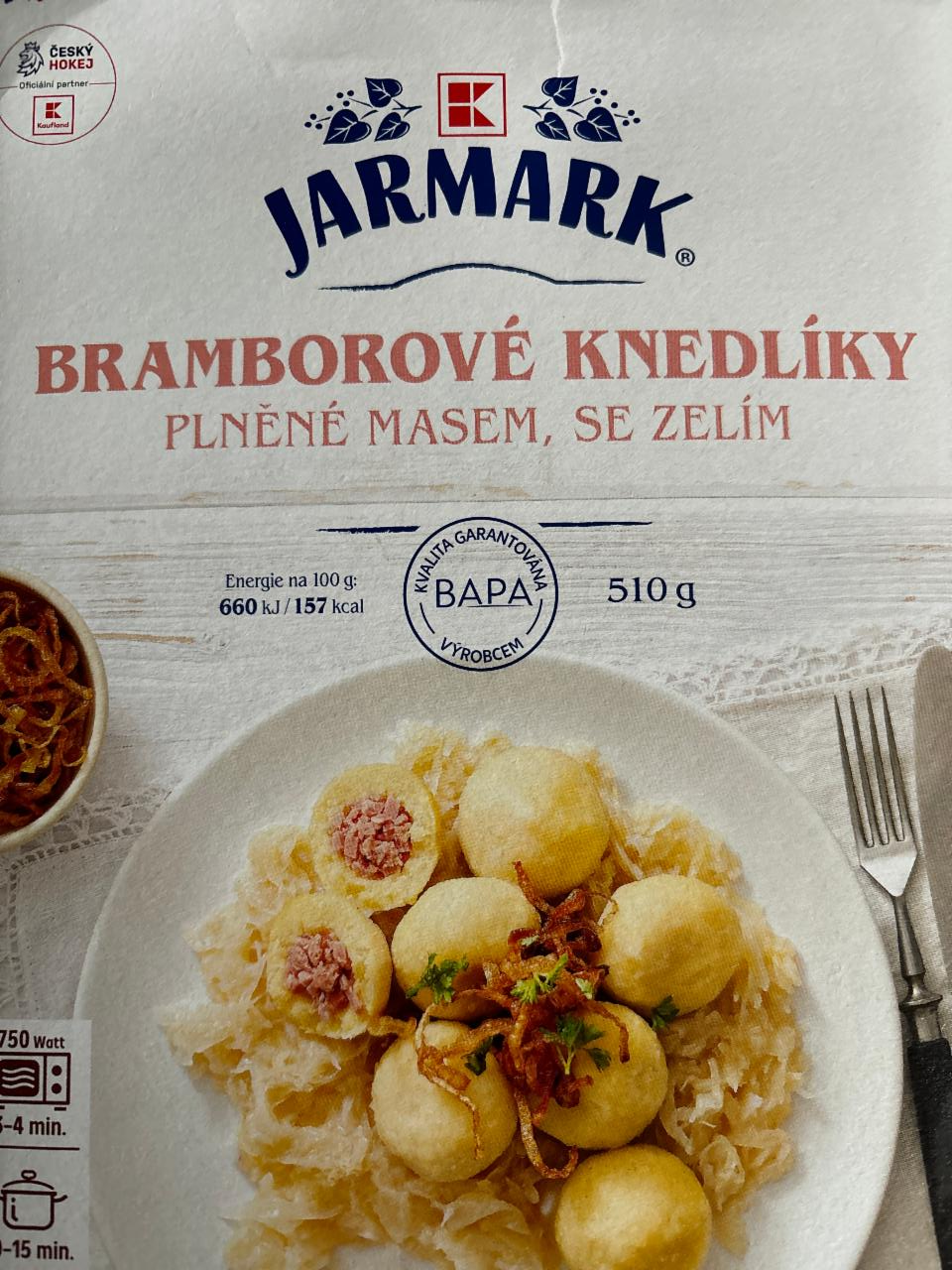 Fotografie - Bramborové knedlíky plněné masem, se zelím K-Jarmark