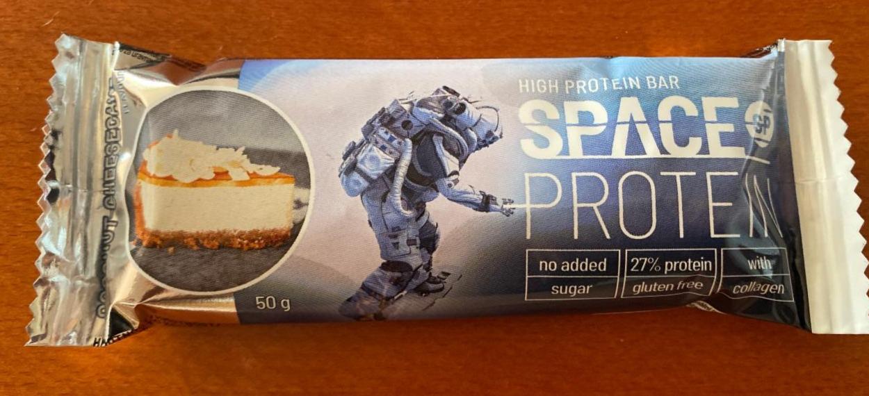 Fotografie - Low Sugar Protein Bar Coconut - Cheesecake Space Protein