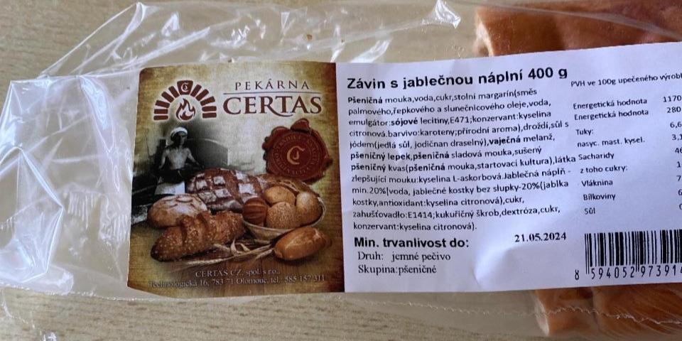 Fotografie - závin s jablečnou náplní pekárna Certas