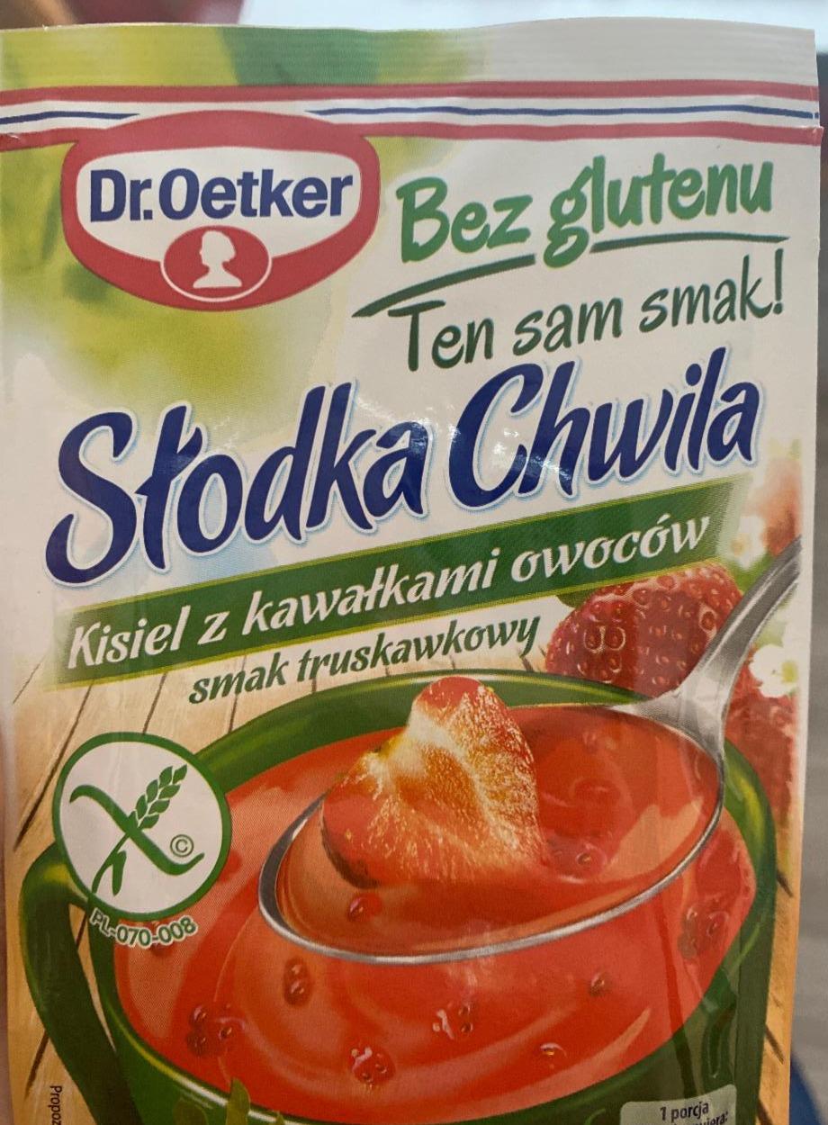 Fotografie - Słodka Chwila Kisiel z kawałkami owoców bez glutenu smak truskawkowy Dr.Oetker