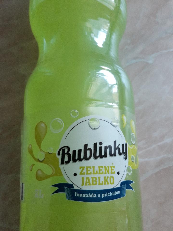 Fotografie - Bublinky zelené jablko Budiš