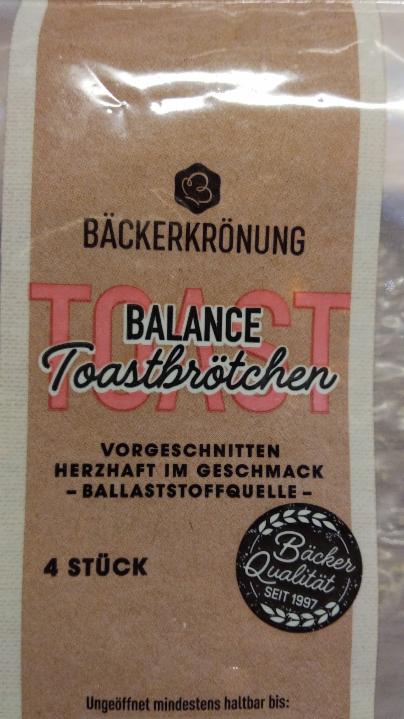 Fotografie - Toastbrötchen Balance Bäckerkrönung