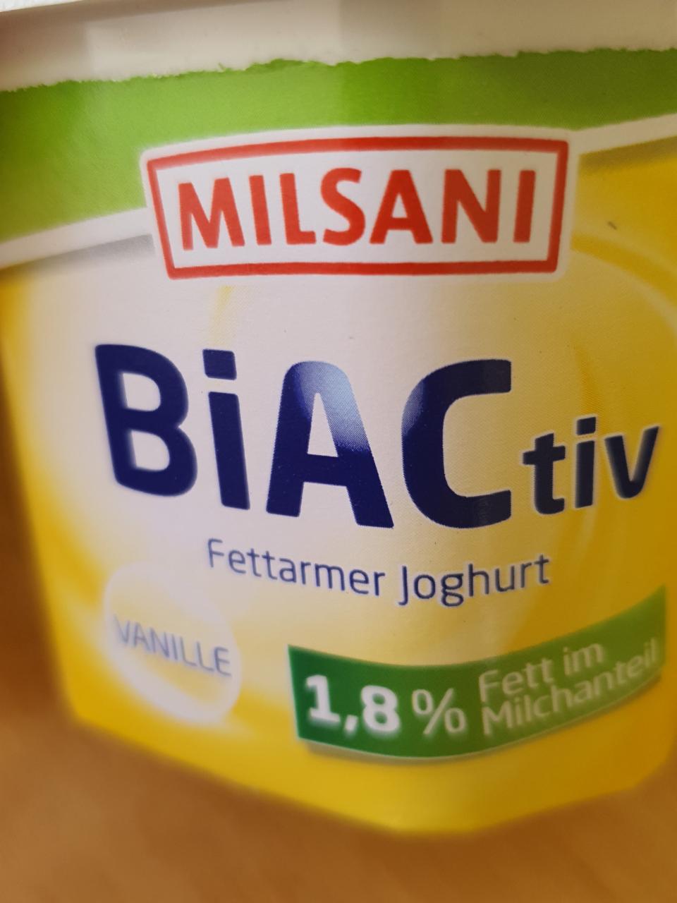 Fotografie - BiACtiv Fettarmer Joghurt Vanille Milsani