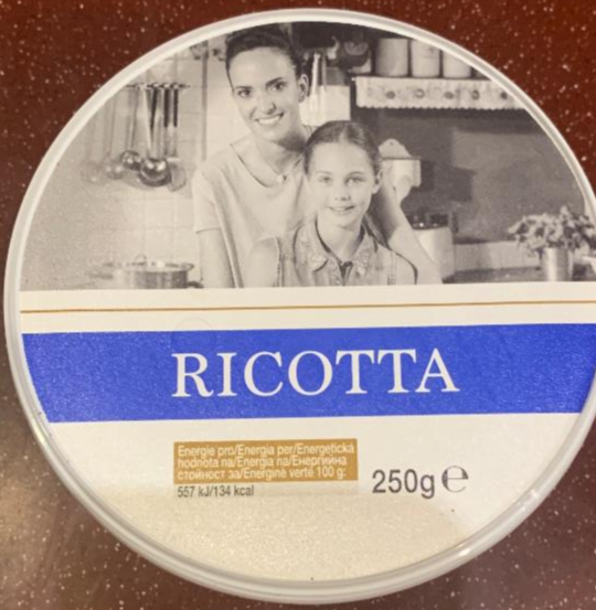 Fotografie - Ricotta Molkeneiweisskäse - Sterilgarda