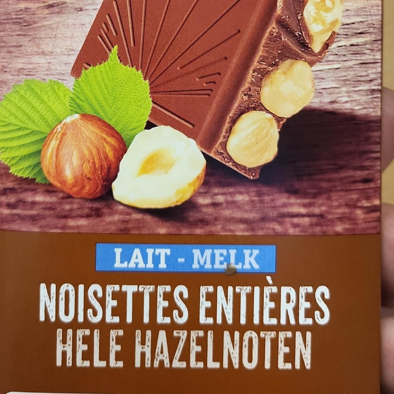 Fotografie - Noisettes entières hele hazelnoten Carrefour