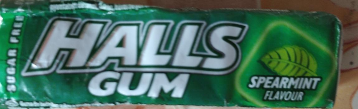 Fotografie - Halls gum spearmint flavour