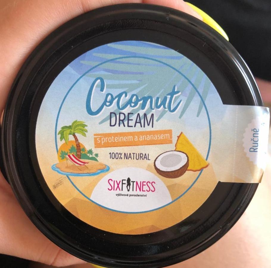 Fotografie - Coconut Dream s proteinem a ananasem Sixfitness