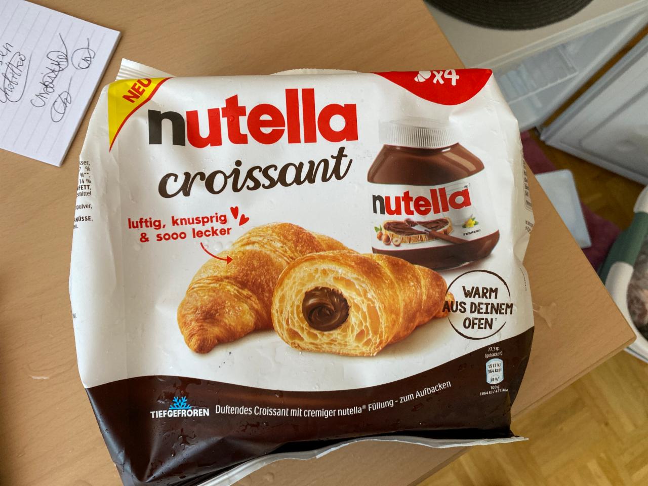 Fotografie - Croissant nutella