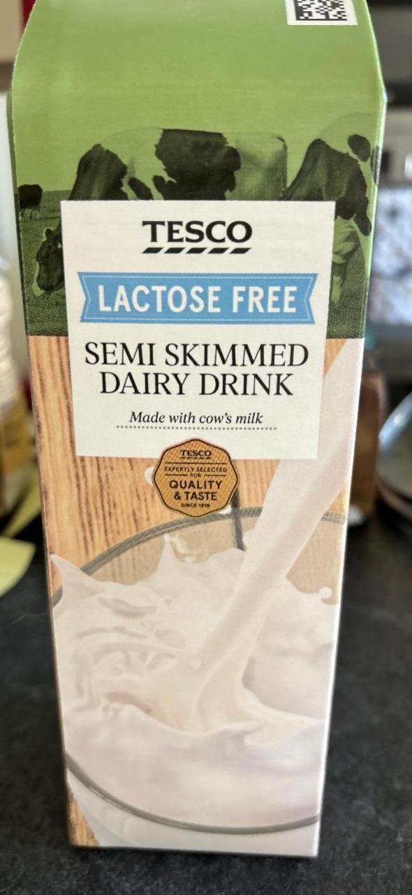 Fotografie - Lactose free semi skimmed dairy drink Tesco