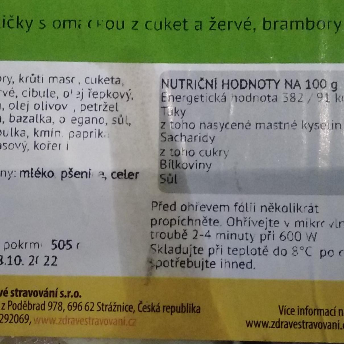 Fotografie - Krůtí nudličky s omáčkou z cuket a žervé, brambory Zdravé stravování