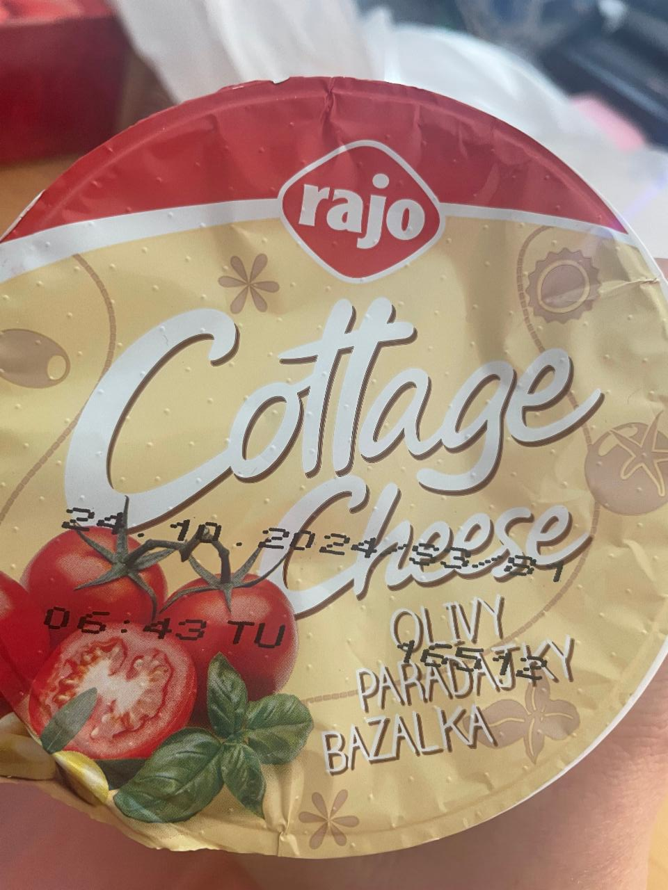 Fotografie - Cottage cheese olivy, paradajka a bazalka Rajo