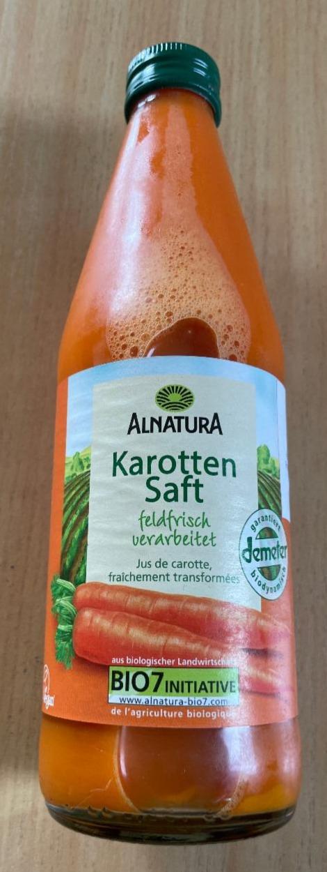 Fotografie - Karotten Saft feldfrisch verarbeitet Alnatura