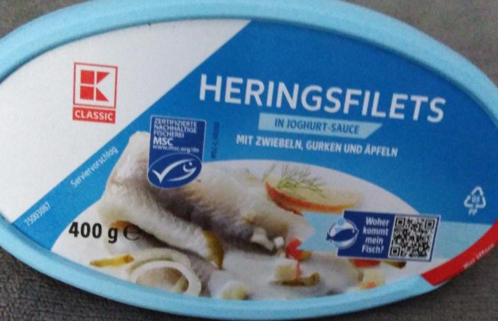 Fotografie - Heringsfilets in Joghurt-Sauce mit Zwiebeln, Gurken und Äpfeln K-Classic