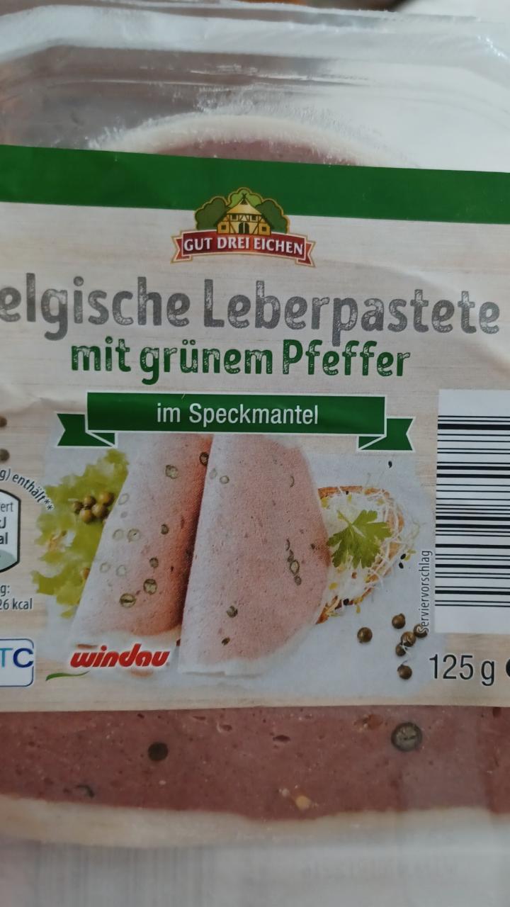 Fotografie - Belgische Leberpastete mit grünem Pfeffer mit Speckmantel Gut drei Eichen