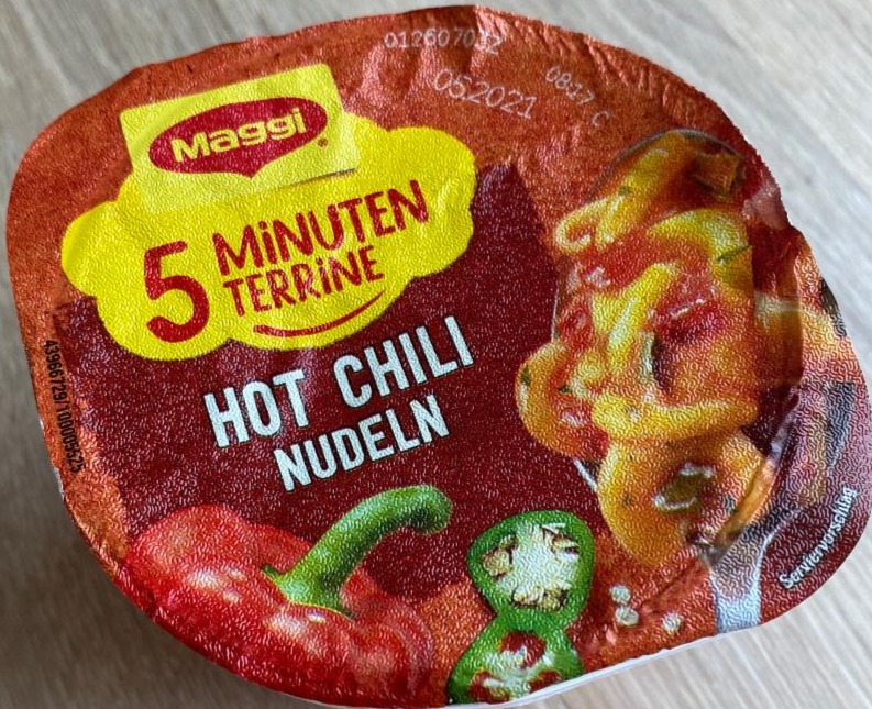 Fotografie - 5 Minuten Terrine Hot Chili Nudeln Maggi