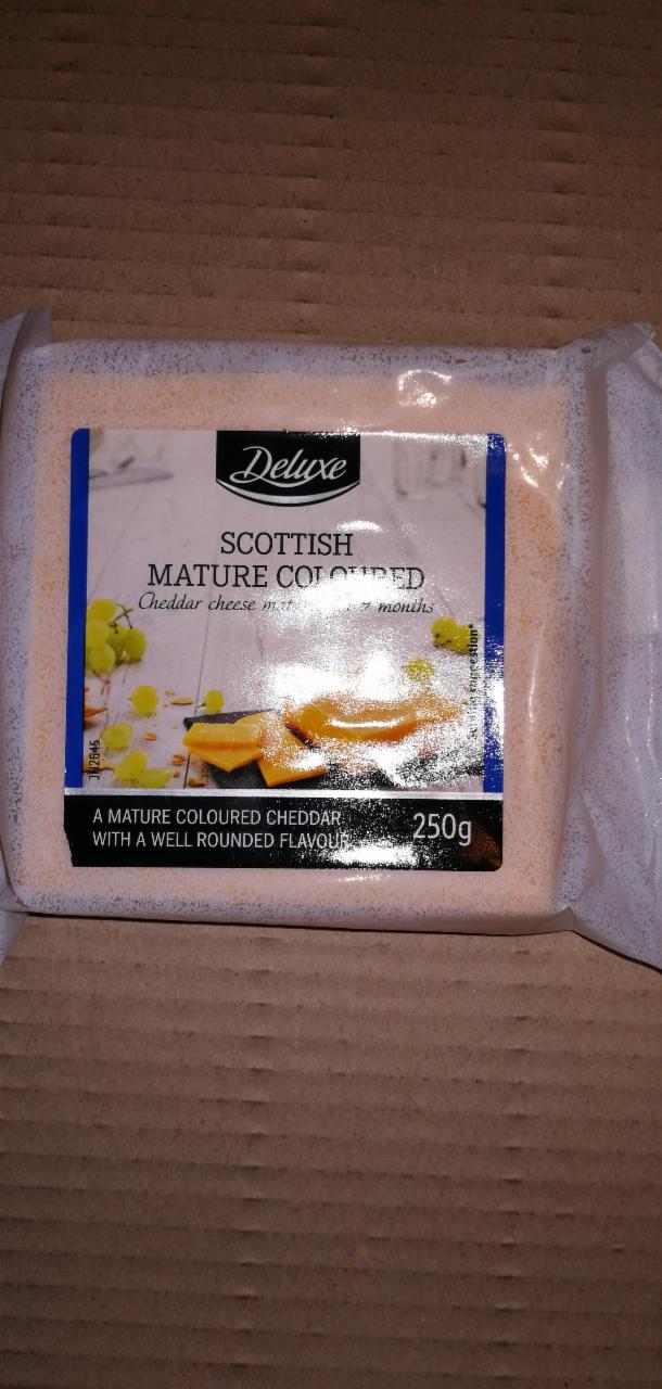 Fotografie - Scottish Farmhouse Mature Cheddar Coloured 48% Deluxe