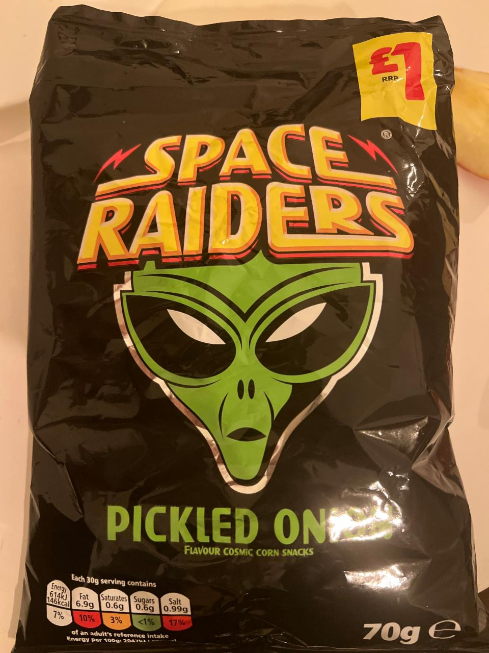 Fotografie - Pickled Onion Flavour Cosmic Corn Snacks Space Raiders