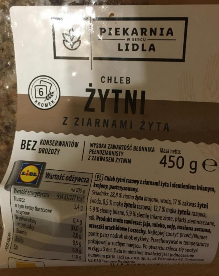 Fotografie - Chleb zytni z ziarnami zyta Piekarnia Lidla