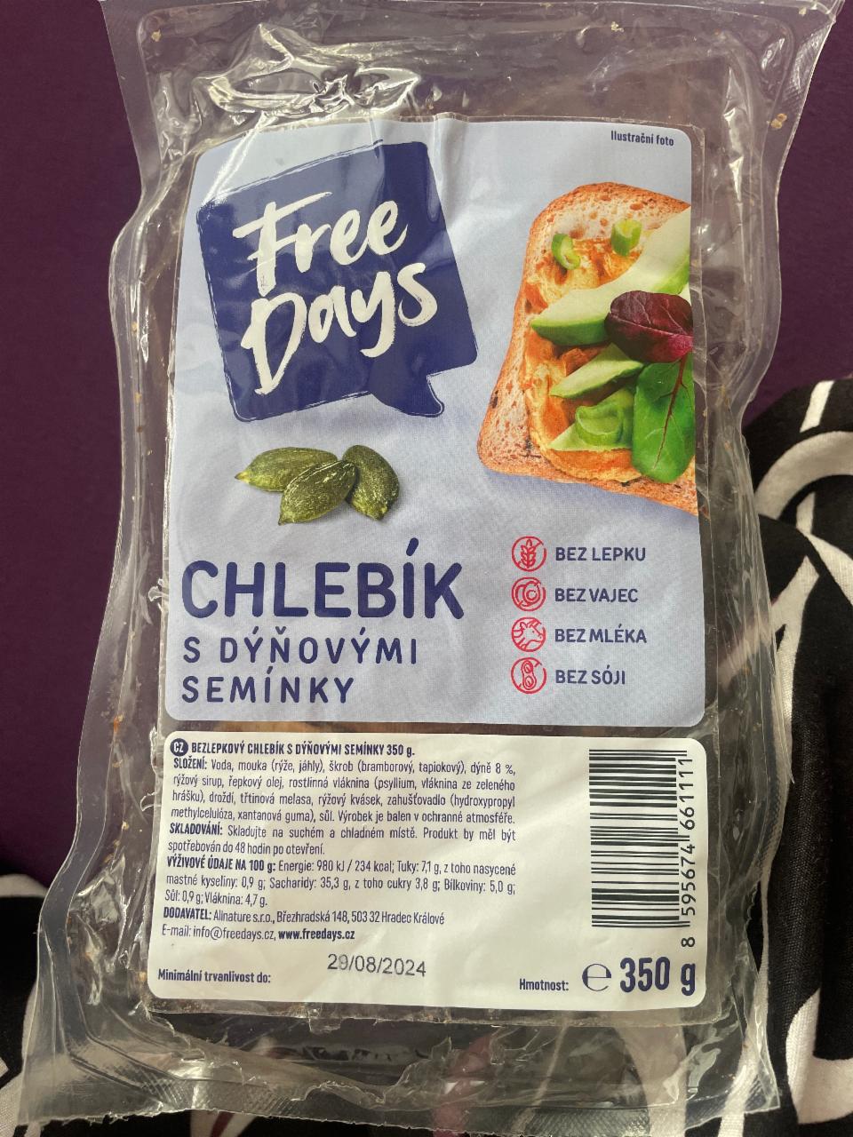 Fotografie - Chlebík s dýňovými demínky Free Days