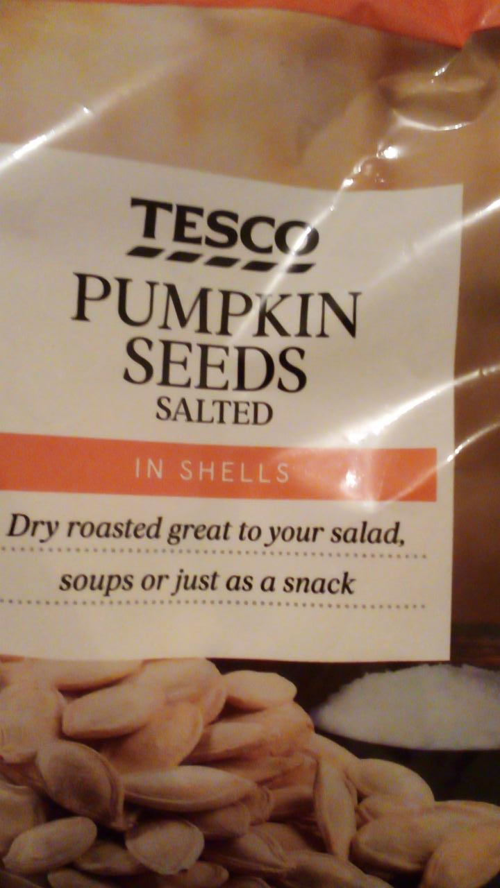 Fotografie - Pumpkin seeds salted in shells Tesco