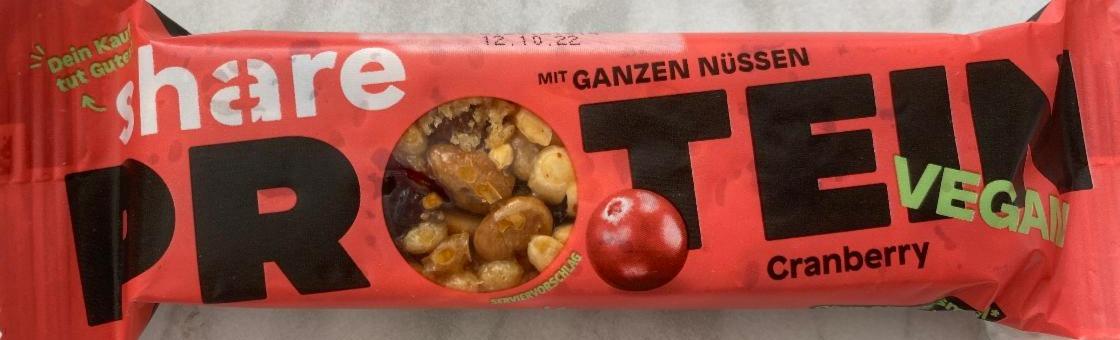 Fotografie - Protein vegan cranberry mit ganzen nüssen Share