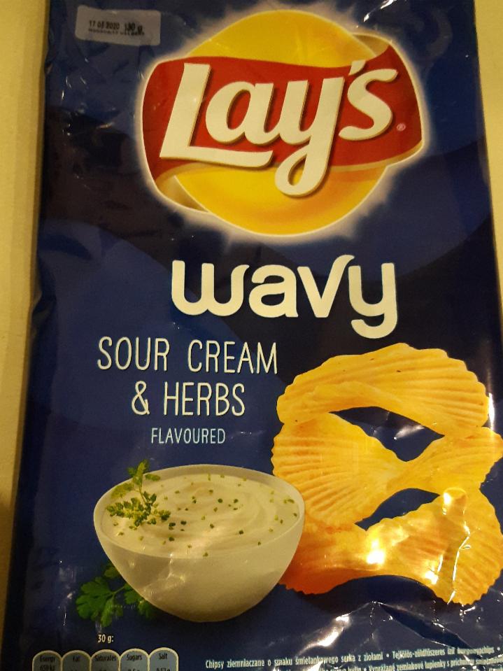 Fotografie - Lay's Wavy Sour Cream & herbs