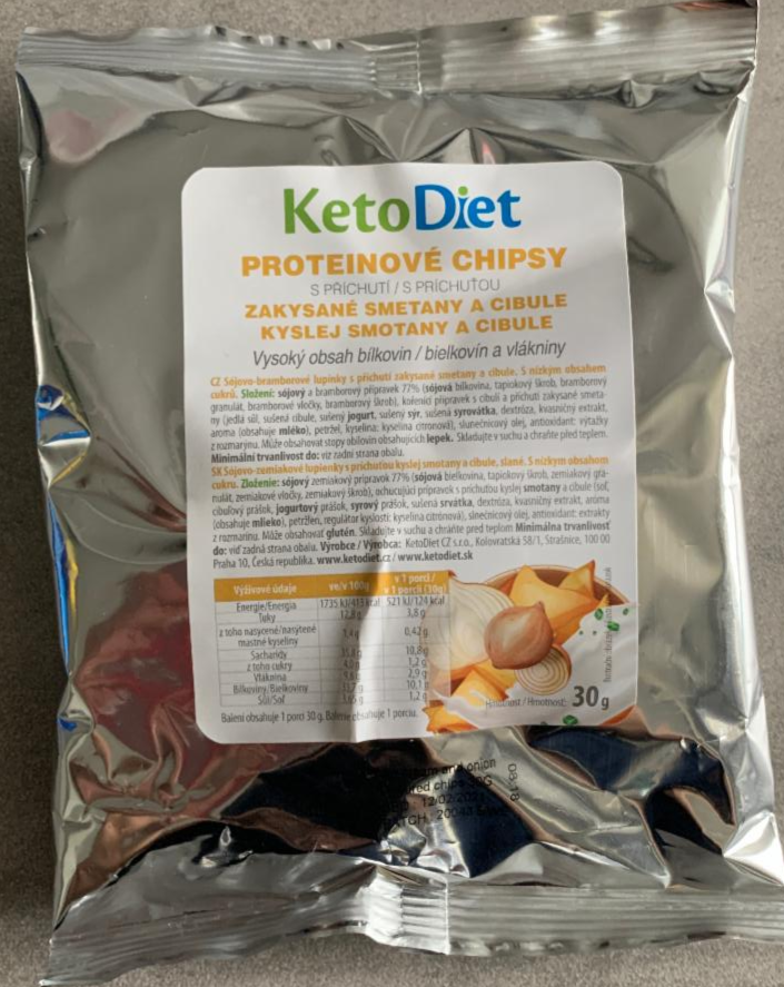 Fotografie - proteinové chipsy zakysaná smetana a cibule KetoDiet