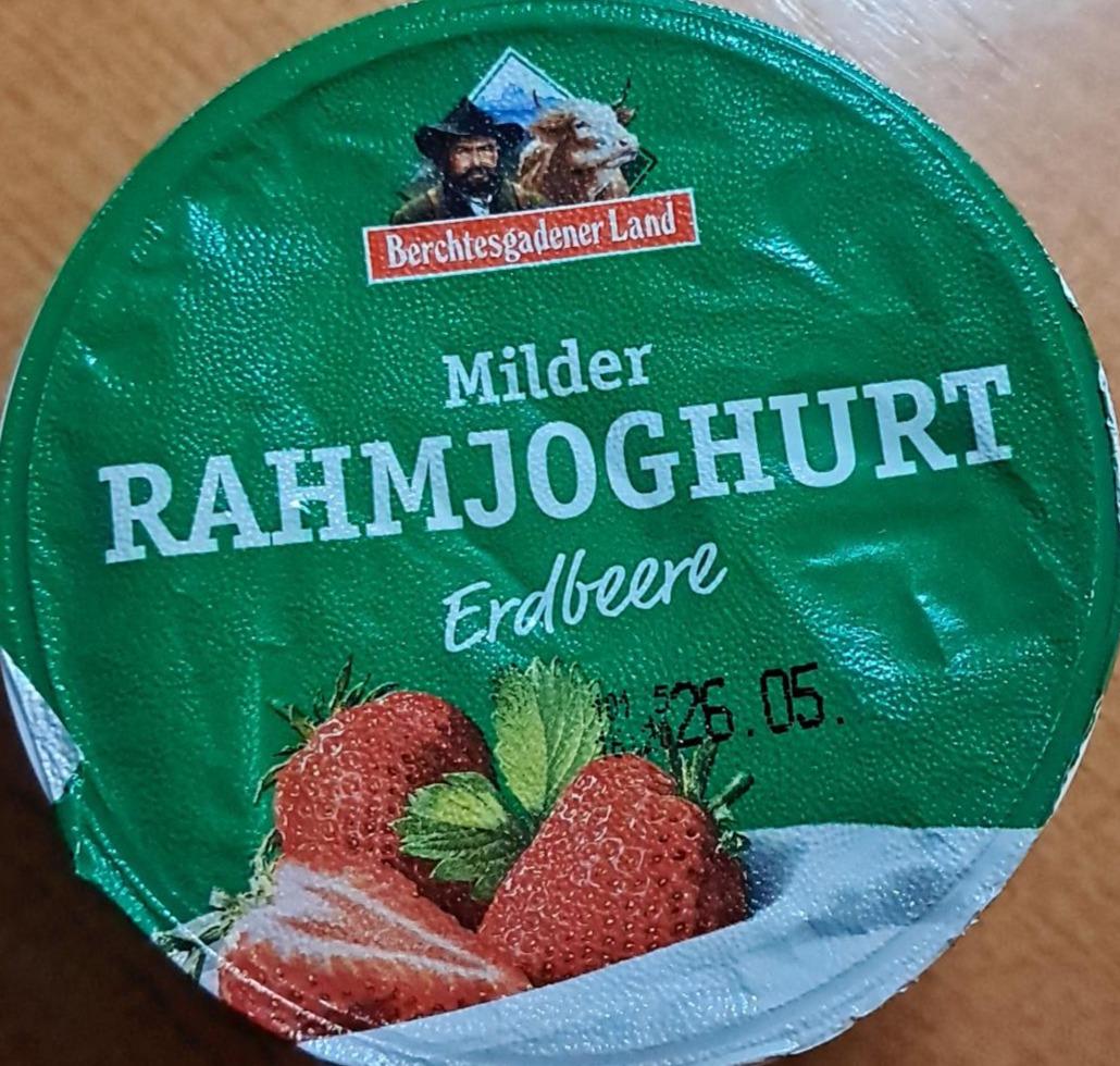 Fotografie - Milder rahmjoghurt erdbeere Berchtesgadener Land