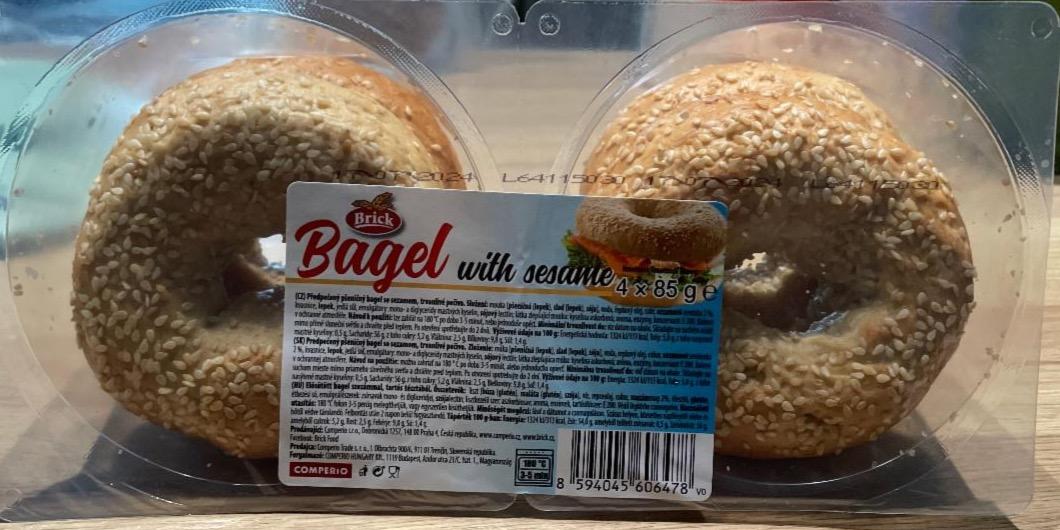 Fotografie - Bagel with sesame Brick