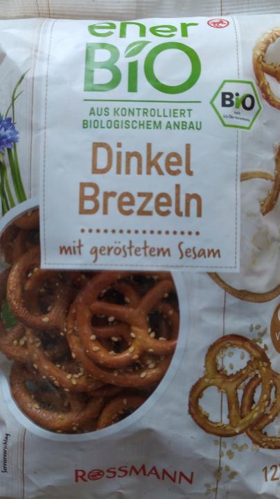 Fotografie - Dinkel Brezeln mit Sesam EnerBio