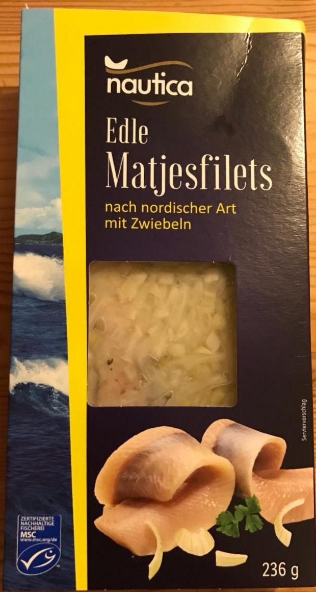 Fotografie - Edle Matjesfilets nach Nordischer Art mit Zwiebeln Nautica