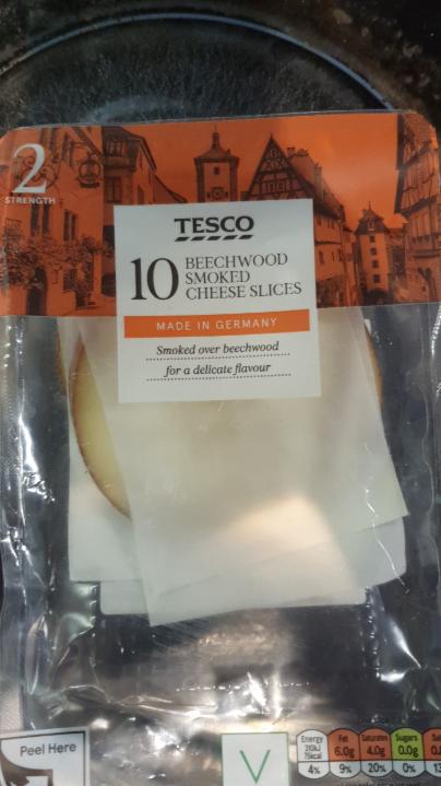 Fotografie - Beechwood Smoked Cheese Slices Tesco