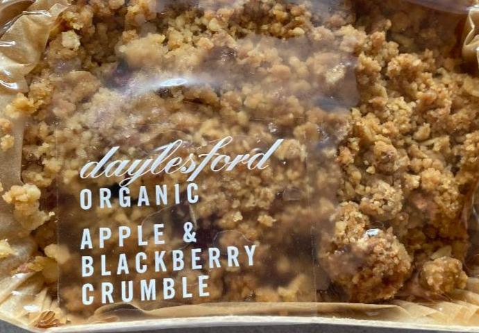 Fotografie - Organic Apple & Blackberry crumble Daylesford