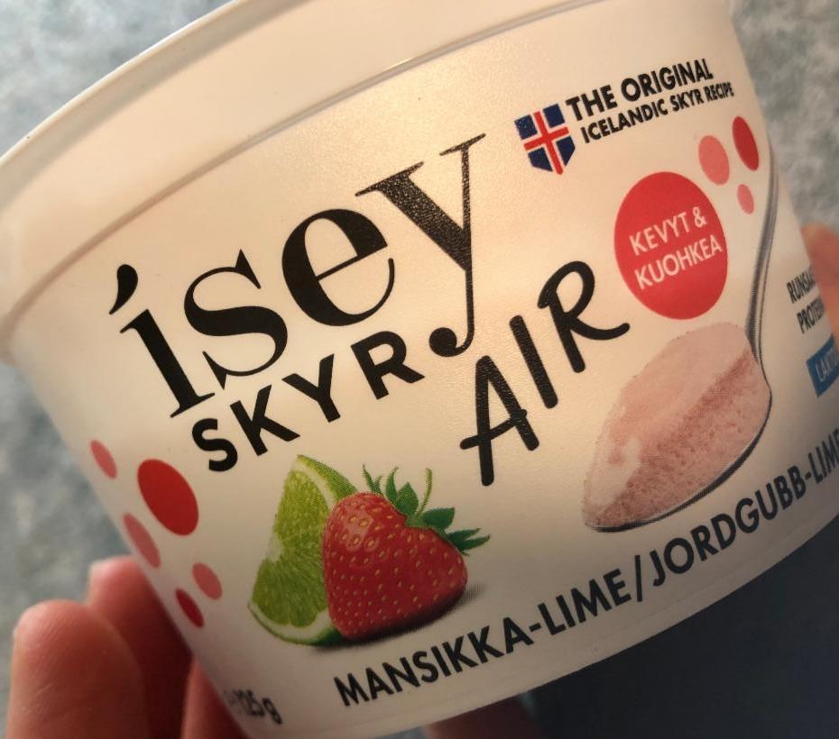 Fotografie - Air Jordgubb-Lime Ísey Skyr