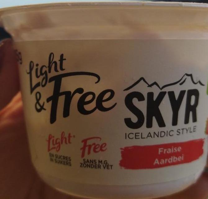 Fotografie - Light & Free Skyr Fraise Danone