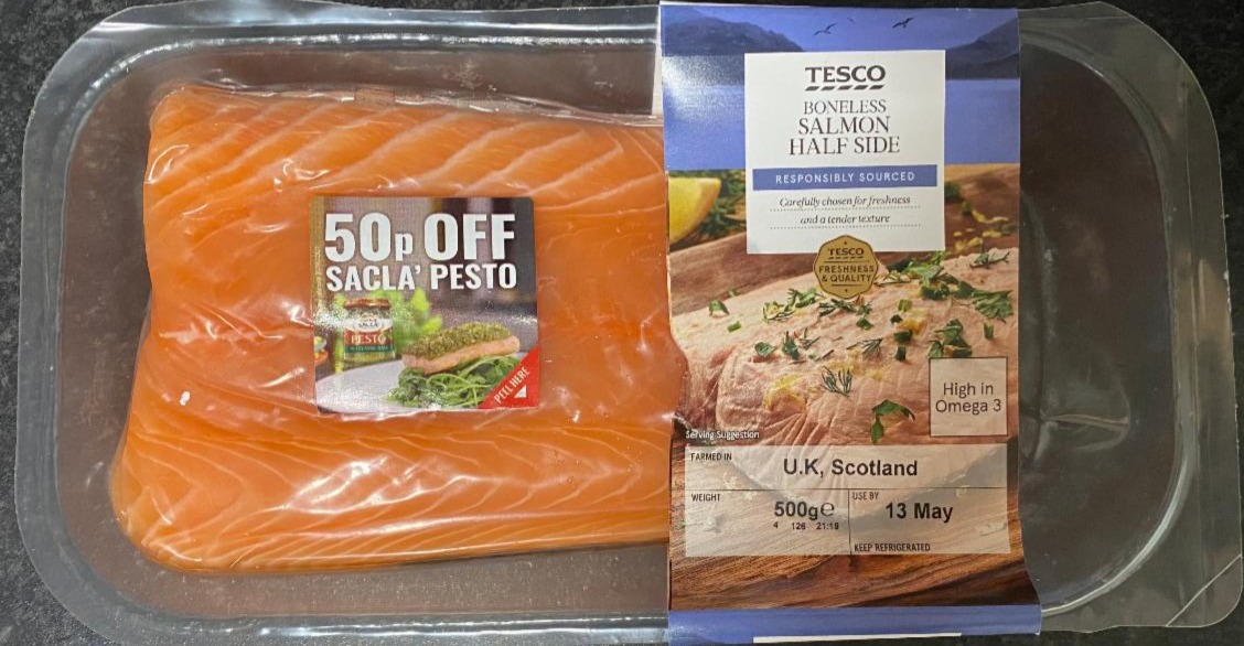 Fotografie - Boneless Salmon Half Side Tesco