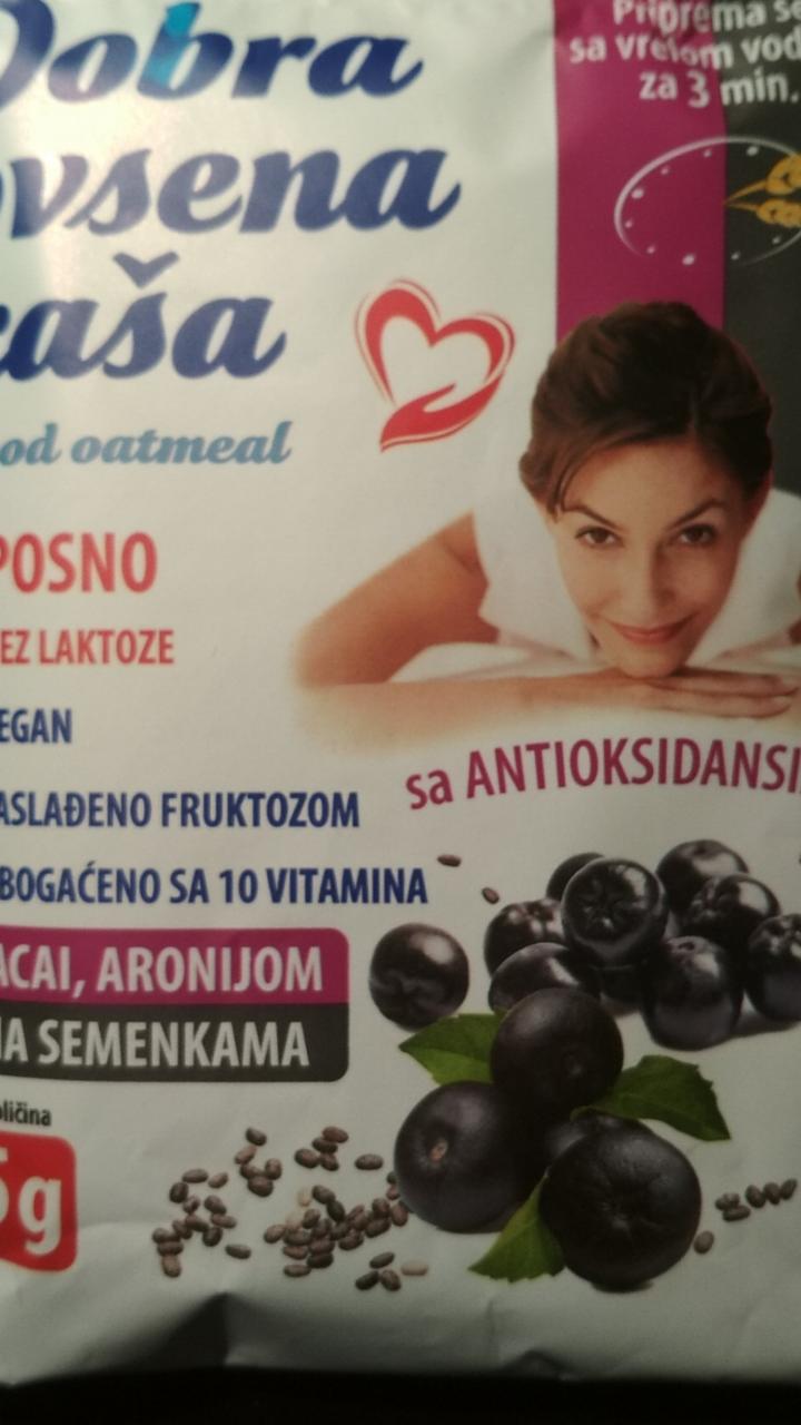 Fotografie - Dobrá ovesná kaše acai, arónie, chia