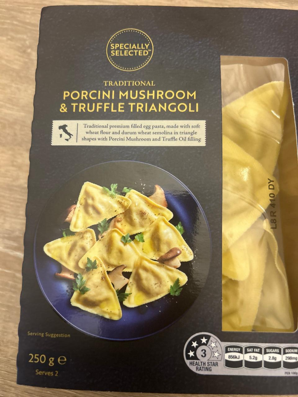 Fotografie - Porcini mushroom & truffle triangoli Specially selected